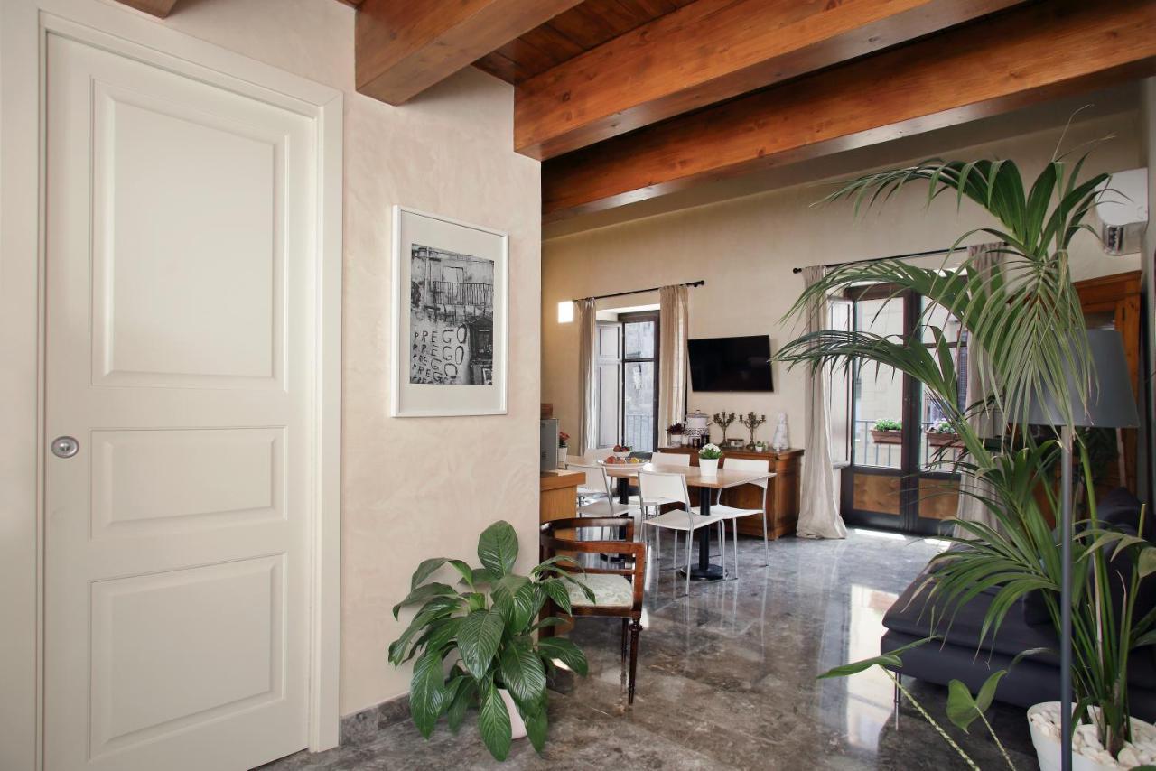 Casa Miqva - Rooms In Shared Apartment, Palermo